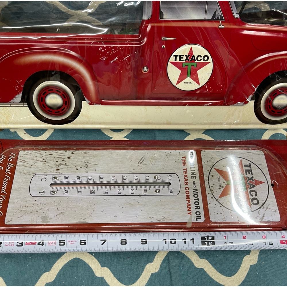 Texaco licensed set. New